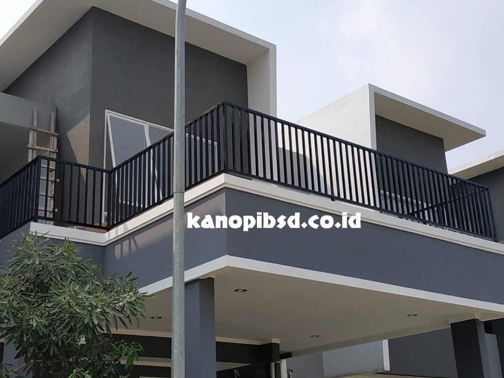 14.Balkon Rumah Scaled 1024x768