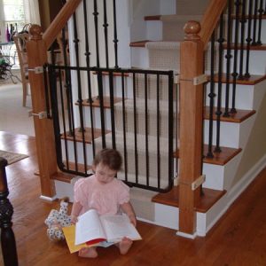 Pintu Pengaman Tangga (Baby Safety Gate) Pintu Pengaman Tangga2 300x300